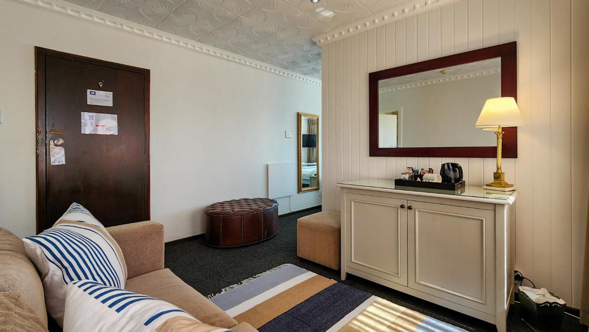 The Blue Peter Hotel Блубергстранд Екстериор снимка