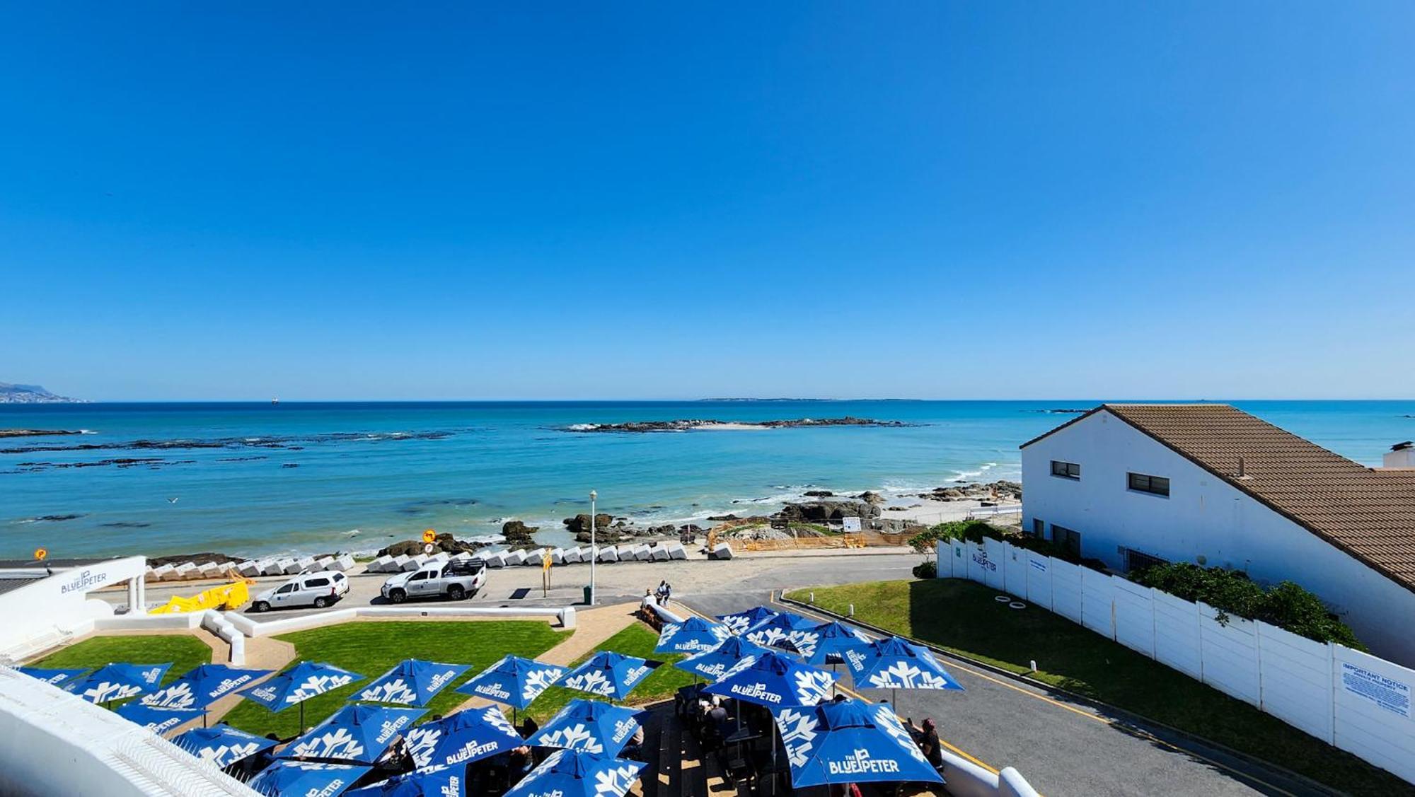 The Blue Peter Hotel Блубергстранд Екстериор снимка